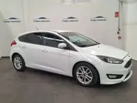 Usado Ford Focus Trend 125 CV (91 kW) 2018 Blanco Utilitario