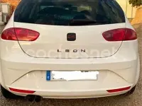 Usado Seat Leon Stylance 140 CV (102 kW) 2009 Blanco Utilitario