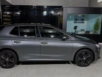Usado Skoda Fabia 110 CV (80 kW) 2022 Gris / plata Berlina