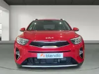 Usado Kia Stonic 100 HP (73 kW) 2024 Vermelho SUV