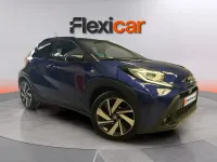 Usado Toyota Aygo X 72 CV (52 kW) 2022 Azul SUV