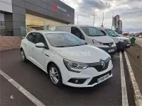 Usado Renault Mégane Business 90 CV (66 kW) 2018 Blanco Berlina