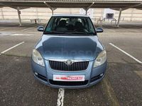 Usado Skoda Fabia 60 CV (44 kW) 2009 Azul Berlina
