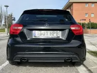 Usado Mercedes A180 109 CV (80 kW) 2013 Negro Utilitario