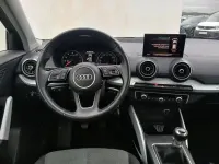 Usado Audi Q2 Design 116 CV (85 kW) 2020 Gris SUV