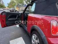 Usado Mini One Cabriolet 90 CV (66 kW) 2007 Rojo Descapotable