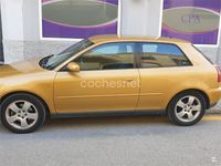 Usado Audi A3 Ambiente 110 CV (80 kW) 1999 Marrón Utilitario