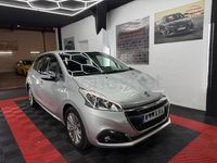 Usado Peugeot 208 Allure 110 CV (80 kW) 2018 Gris / plata Utilitario