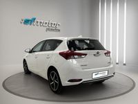 Usado Toyota Auris Touring Sports Edition 136 CV (100 kW) 2018 Gris Familiar