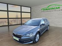 Usado Skoda Superb Ambition 150 CV (110 kW) 2022 Gris metalizado Familiar