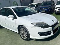 Usado Renault Laguna III Dynamique 130 CV (95 kW) 2011 Blanco Berlina