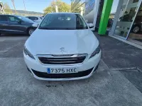 Usado Peugeot 308 Allure 155 CV (114 kW) 2014 Blanco Berlina