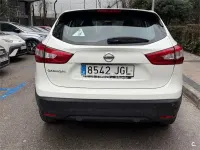Begagnad Nissan Qashqai Acenta 115 HK (84 kW) 2015 Vit SUV