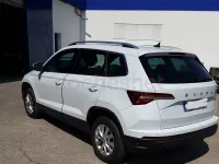 Usado Skoda Karoq Ambition 150 CV (110 kW) 2022 Blanco SUV