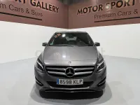 Usado Mercedes B200 136 CV (100 kW) 2018 Gris / plata Utilitario