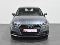 Usado Audi A3 Design 116 CV (85 kW) 2019 Gris / plata Berlina