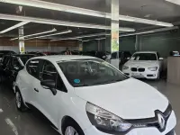 Usado Renault Clio IV Business 75 CV (55 kW) 2017 Blanco Berlina