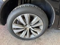 Usado Peugeot 3008 Style 120 CV (88 kW) 2016 Negro Berlina