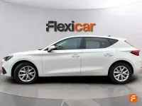Usado Seat Leon Style 110 CV (80 kW) 2024 Blanco