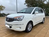 Usado Ssangyong (KGM) Rodius Limited 155 CV (114 kW) 2015 Blanco Monovolumen