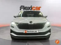 Usado Skoda Karoq Ambition 150 CV (110 kW) 2023 Blanco SUV