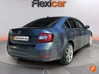 Usado Skoda Octavia Ambition 150 HP (110 kW) 2020 Preto