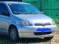 Usado Toyota Yaris 68 CV (50 kW) 2003 Gris / plata Berlina