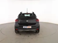 Usado Dacia Sandero Comfort 91 CV (66 kW) 2022 Negro Berlina