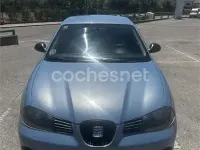 Usado Seat Ibiza 100 CV (73 kW) 2006 Azul Utilitario