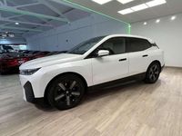 Używany BMW i7 M Sport 334 kW (455 KM) 2023 Biały Sedan/Limuzyna