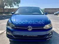 Usado VW Polo Advance 95 CV (69 kW) 2021 Azul Utilitario