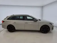Usado Cupra Leon 150 CV (110 kW) 2025 Blanco Familiar