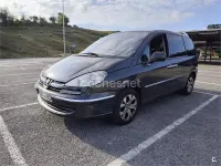 Usado Peugeot 807 Premium 136 CV (100 kW) 2010 Negro Monovolumen