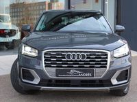 Usado Audi Q2 Sport 116 CV (85 kW) 2019 Gris / plata SUV