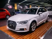 Usado Audi A3 Sportback 150 CV (110 kW) 2018 Blanco Utilitario