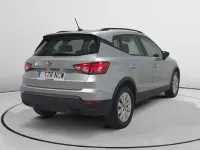 Usado Seat Arona Style 110 CV (80 kW) 2024 Gris SUV