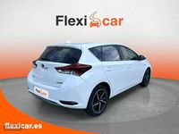 Usado Toyota Auris Hybrid Edition 136 CV (100 kW) 2018 Blanco Berlina