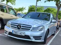 Usado Mercedes C200 Elegance 136 CV (100 kW) 2011 Gris / plata Berlina