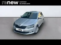 Usado Skoda Fabia 95 CV (69 kW) 2018 Gris / plata Berlina