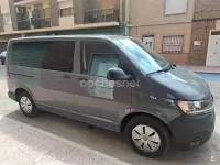 Usado VW Caravelle 150 CV (110 kW) 2022 Gris / plata Van