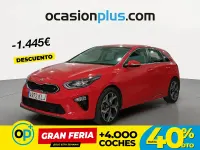 Usado Kia Ceed 140 CV (102 kW) 2018 Rojo Utilitario
