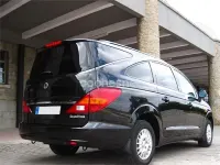 Usado SsangYong Rodius Limited 165 CV (121 kW) 2011 Negro Monovolumen