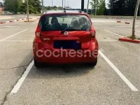 Usado Nissan Note Acenta 80 CV (58 kW) 2015 Rojo Utilitario