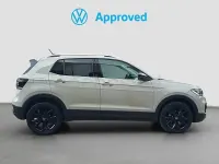 Usado VW T-Cross Sportline 150 CV (110 kW) 2023 Beige SUV