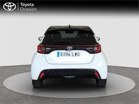 Usado Toyota Yaris Hybrid Style 116 CV (85 kW) 2022 Otro Monovolumen