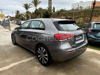 Usado Mercedes A180 116 CV (85 kW) 2021 Gris / plata Berlina