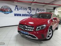 Usado Mercedes GLA180 122 CV (89 kW) 2018 Rojo SUV