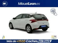 Usado Hyundai i20 101 CV (74 kW) 2022 Blanco Utilitario