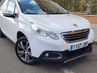 Usado Peugeot 2008 Allure 110 CV (80 kW) 2016 Blanco SUV