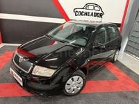 Usado Skoda Fabia 64 CV (47 kW) 2005 Negro Berlina